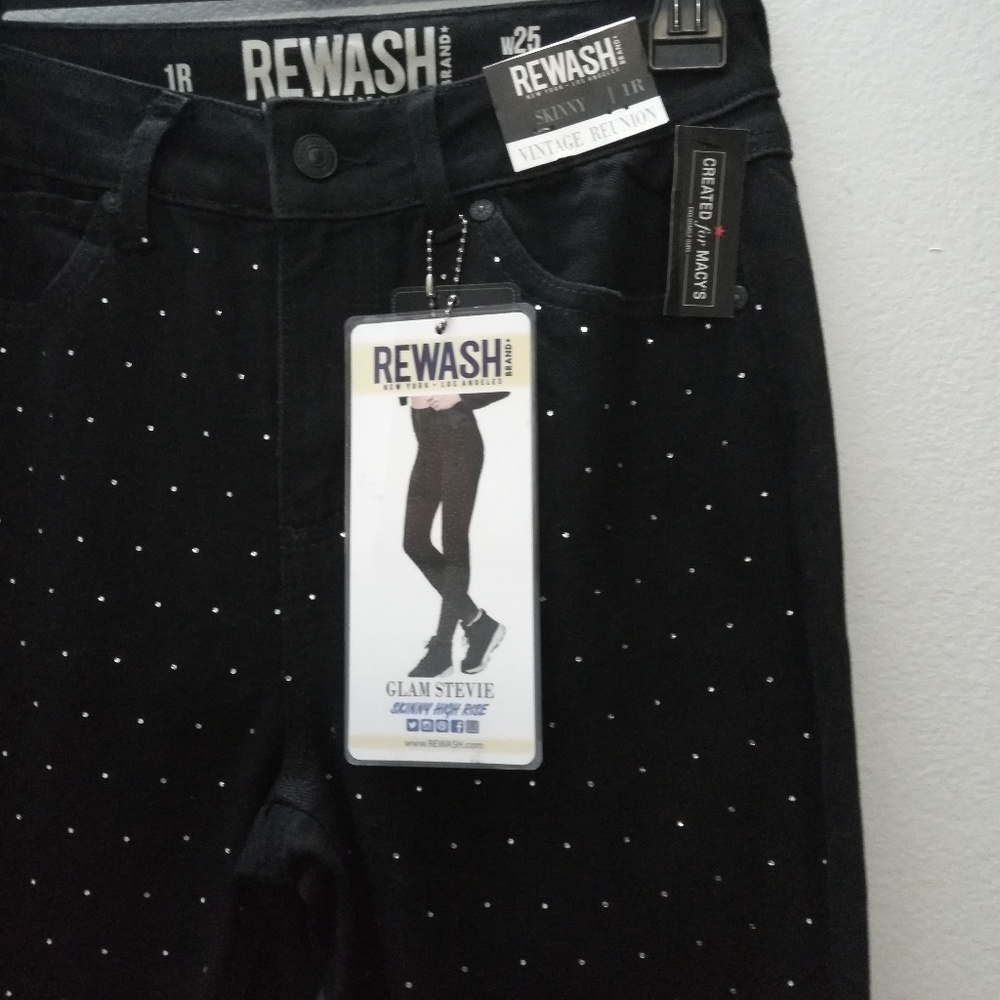 Rewash NWT black polka dot jean size 1R